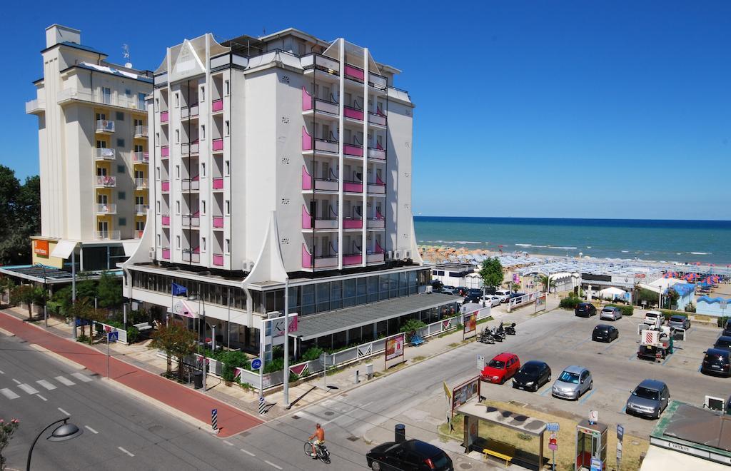 Hotel Kent Riccione Exterior photo